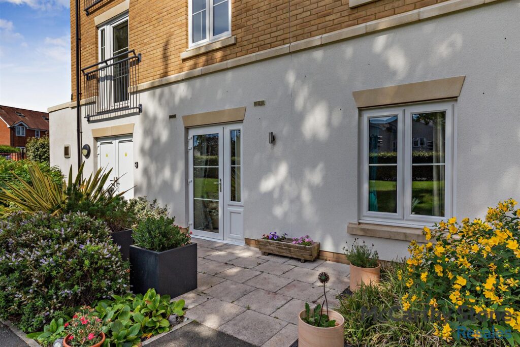 Queen Elizabeth Place, Orchard Lane, Alton