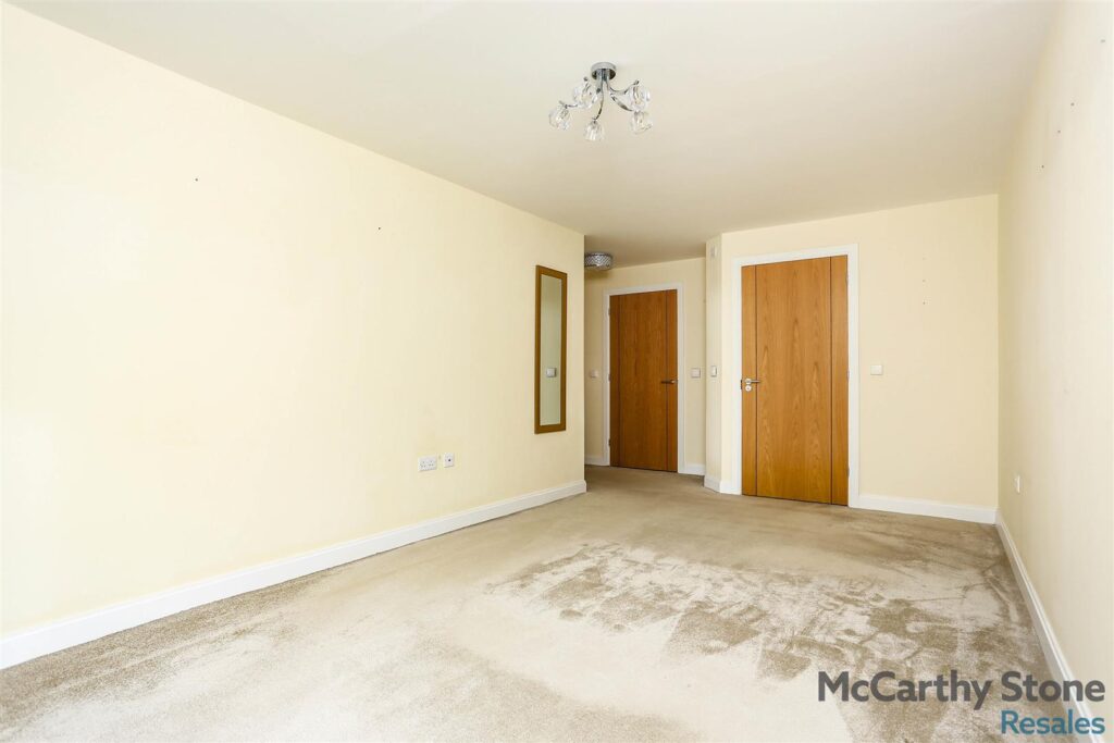 Lonsdale Park, Barleythorpe Road, Oakham, Leicestershire, LE15 6QJ
