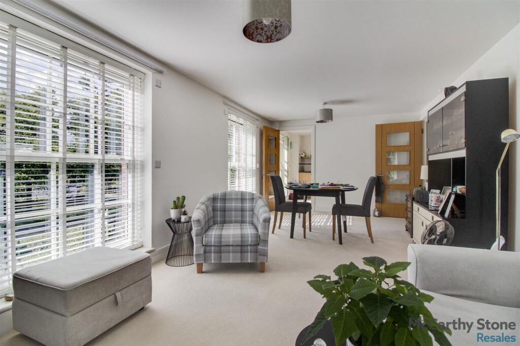 Peel Court, College Way, Welwyn Garden City, Hertfordshire, AL8 6DG