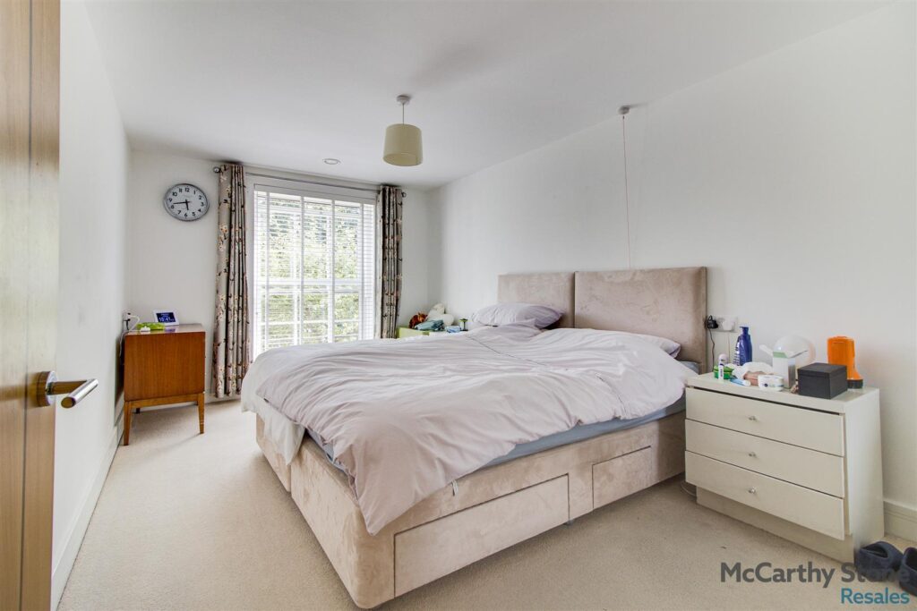 Peel Court, College Way, Welwyn Garden City, Hertfordshire, AL8 6DG