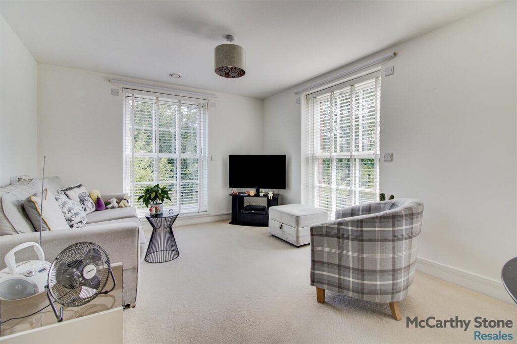Peel Court, College Way, Welwyn Garden City, Hertfordshire, AL8 6DG