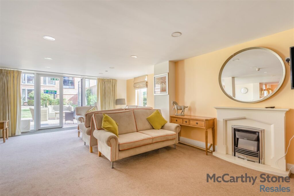 Glenhills Court, Little Glen Road, Glen Parva
