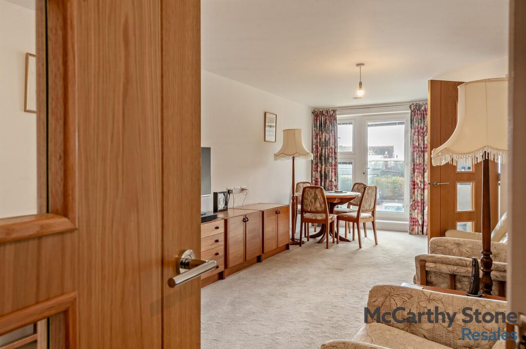 Eastland Grange, 16 Valentine Road, Westgate, Hunstanton, Norfolk, PE36 5FA