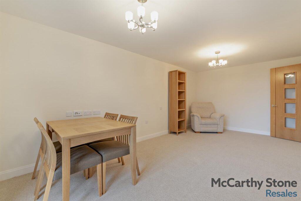 Williams Place, Greenwood Way, Harwell, Didcot