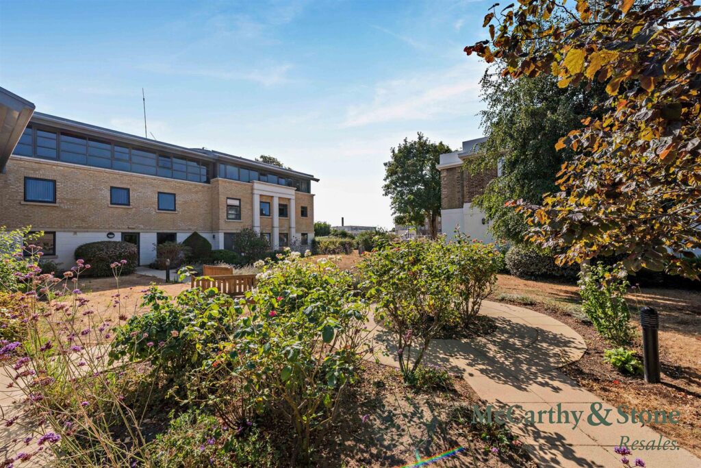 Amelia Court, Union Place, Worthing, BN11 1AH