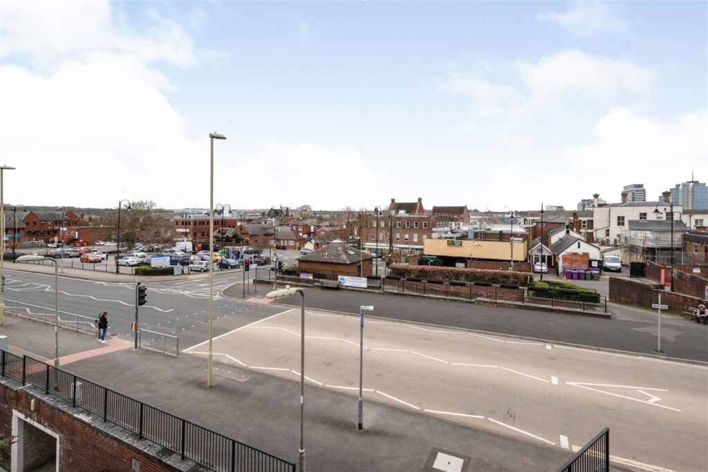 Lady Susan Court, New Road, Basingstoke, Hampshire, RG21 7PF