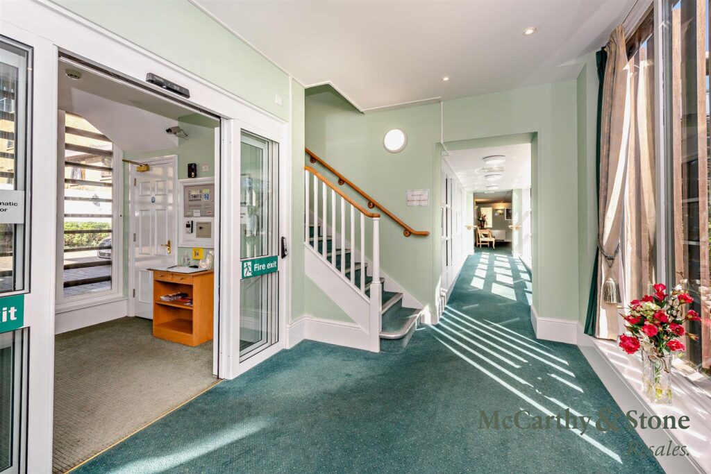 Amelia Court, Union Place, Worthing, BN11 1AH
