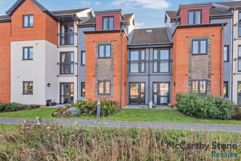 Shortwood Copse Lane, Basingstoke