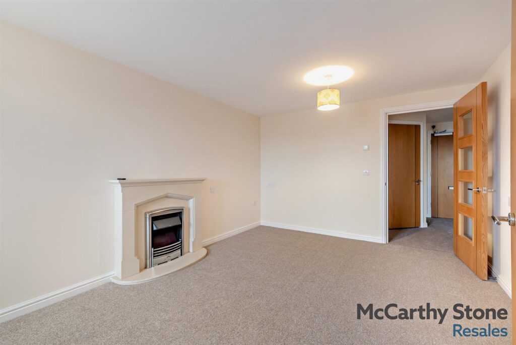Lady Susan Court, New Road, Basingstoke, Hampshire, RG21 7PF