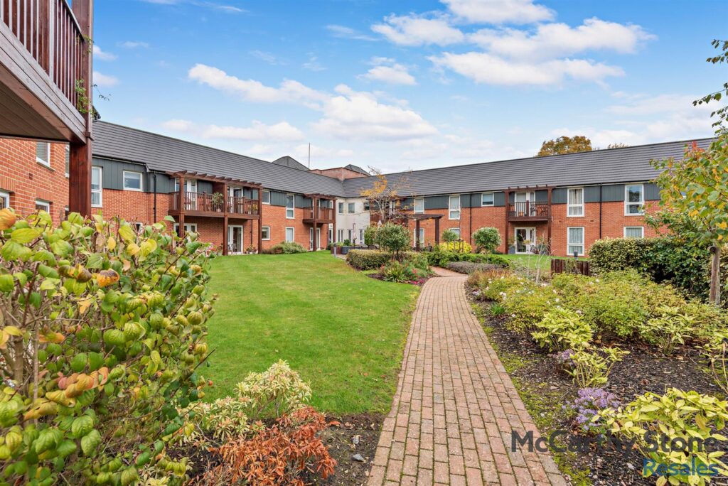 Jackson Place, Fields Park Drive, Alcester, Warwickshire, B49 6GR