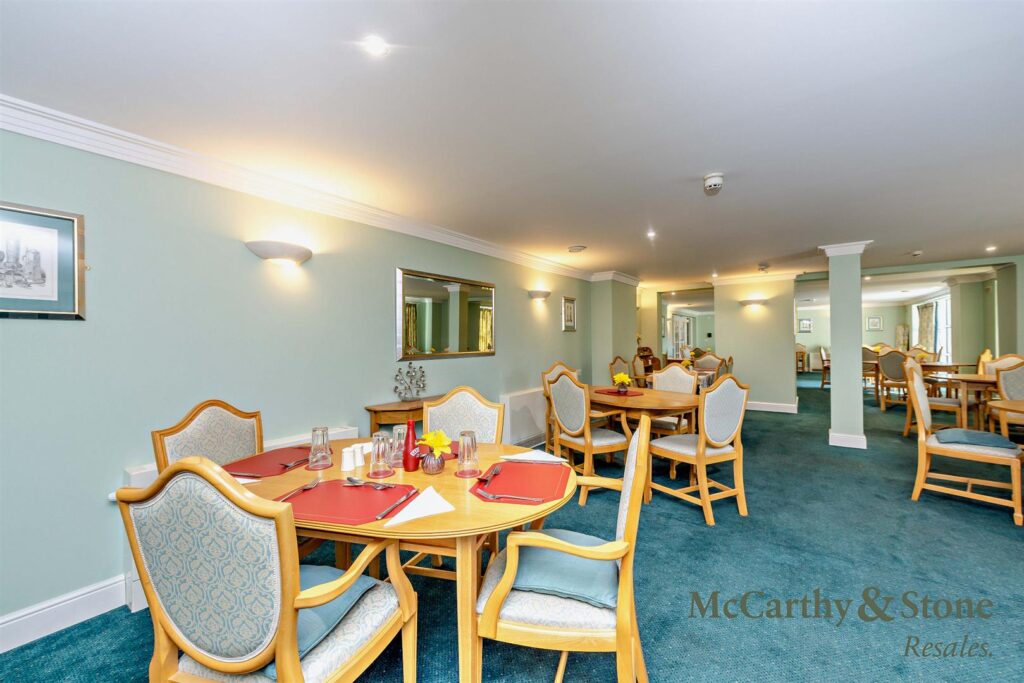 Amelia Court, Union Place, Worthing, BN11 1AH