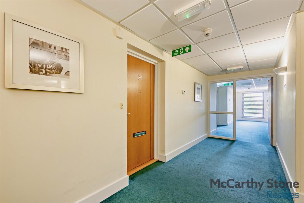 101-105 Fleet Road, Fleet