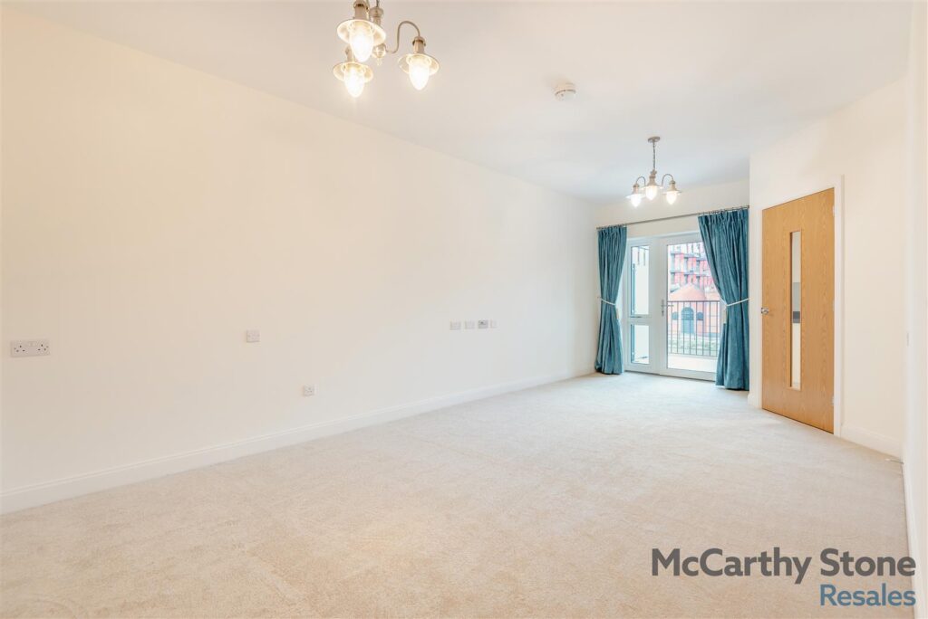 Llanthony Place, St Ann Road, Gloucester, GL2 5GQ