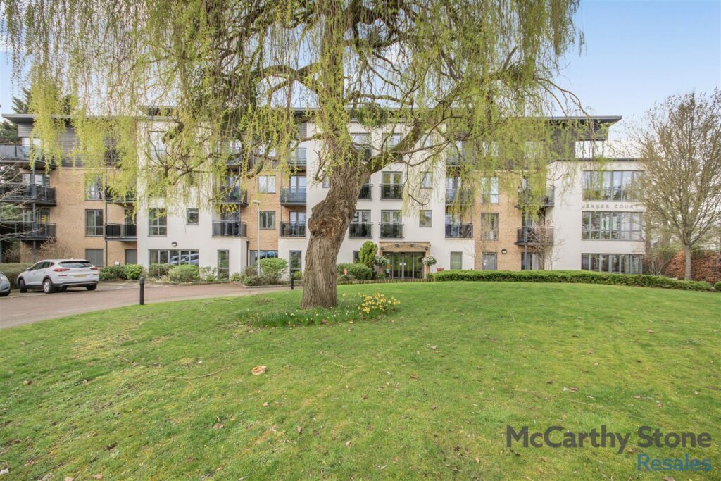 https://www.mccarthyandstoneresales.co.uk/properties/sale/uncategorized/cheltenham/jenner-court-st-georges-road-cheltenham/