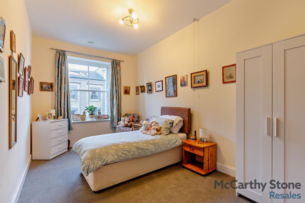 Bowes Lyon Court, Poundbury, Dorchester