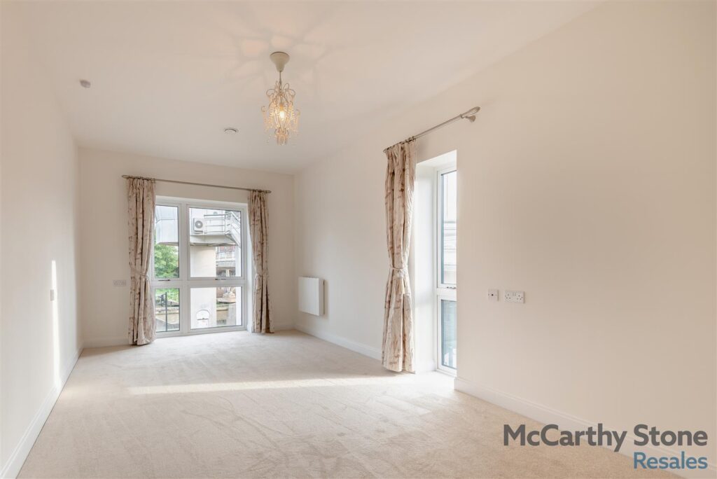 Llanthony Place, St Ann Road, Gloucester, GL2 5GQ