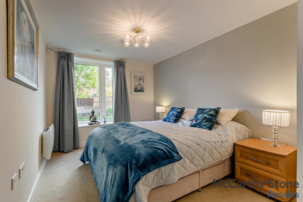 Crescent Place, Portway, Warminster