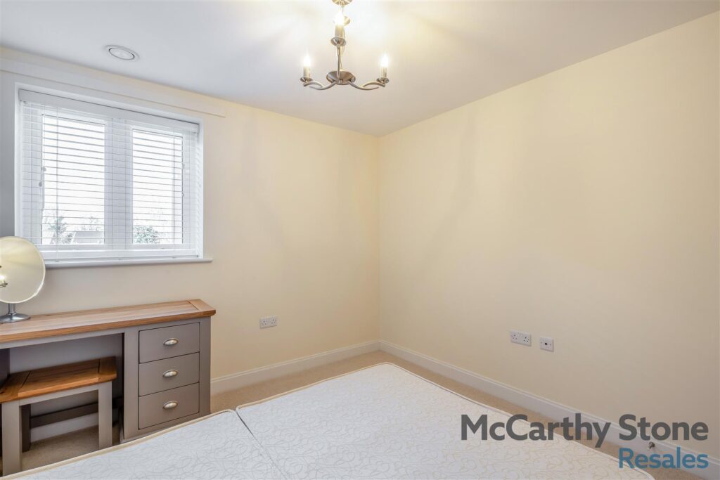 Brindley Gardens, Bilbrook, Wolverhampton, WV8 1FL