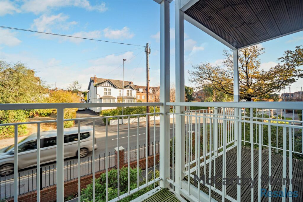 Queens Gate, Wellington Road, Wokingham, RG40 2DS