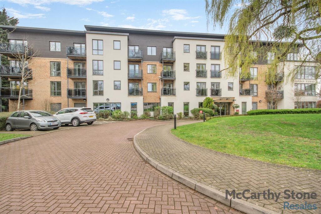 https://www.mccarthyandstoneresales.co.uk/properties/sale/uncategorized/cheltenham/jenner-court-st-georges-road-cheltenham/