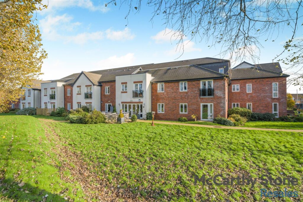 Burrstone Grange, Poachers Way, Thornton-Cleveleys