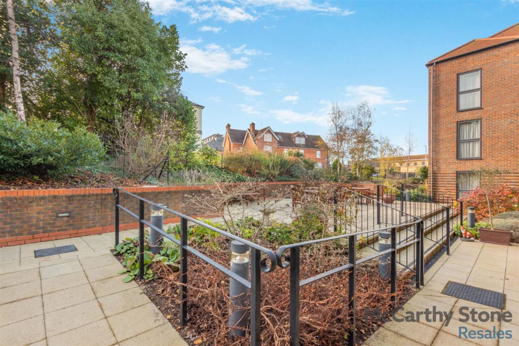 Austen Place, Lower Turk Street, Alton