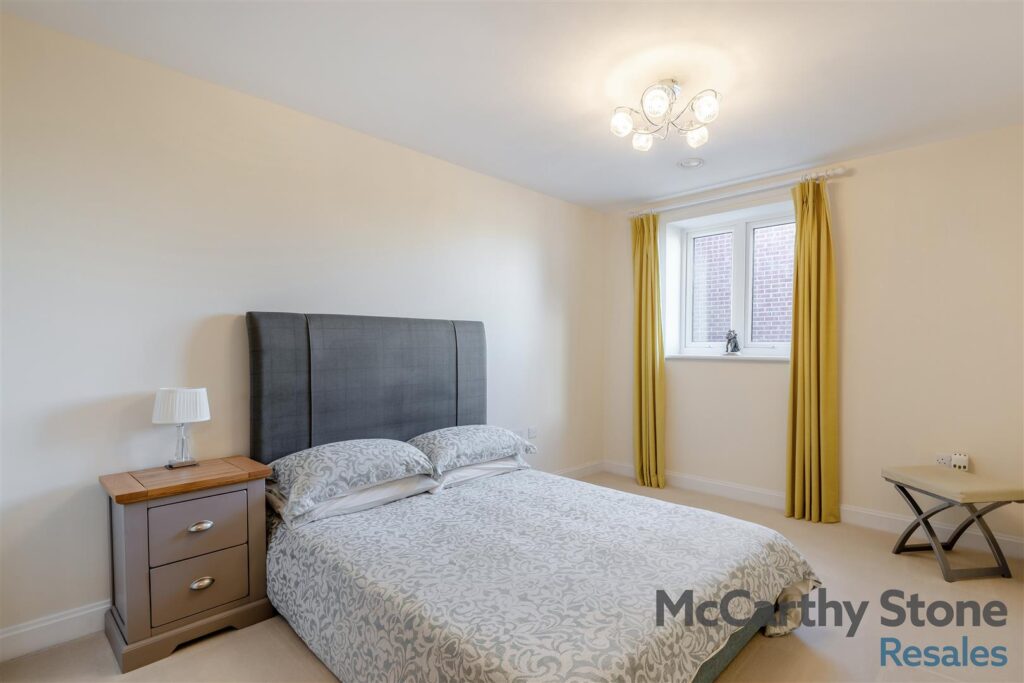 Brindley Gardens, Bilbrook, Wolverhampton, WV8 1FL