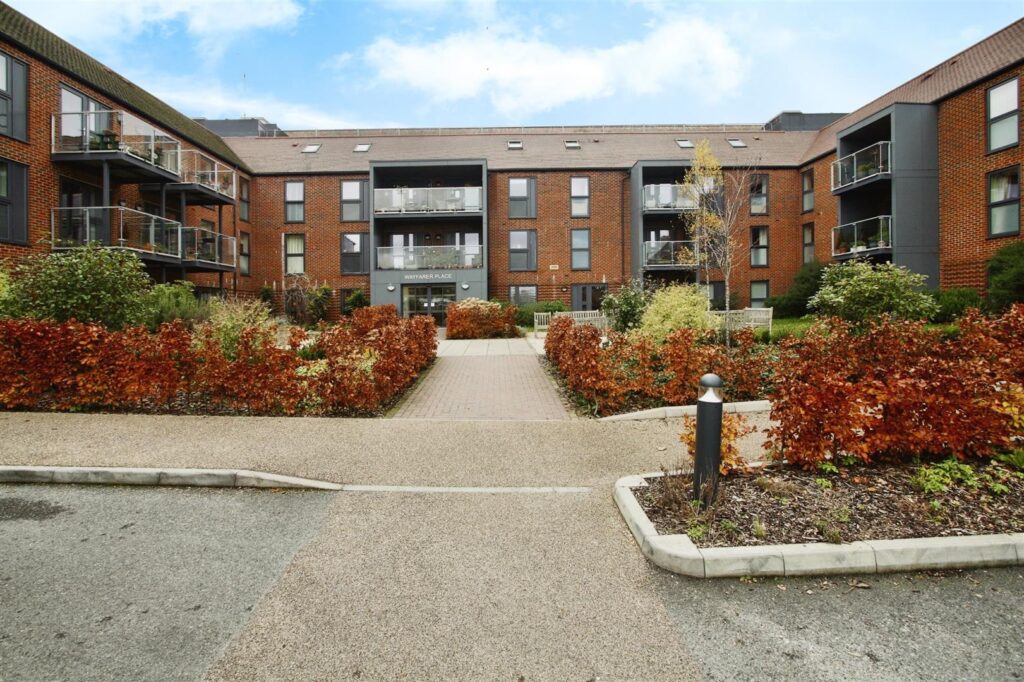 Wayfarer Place, The Dean, Alresford