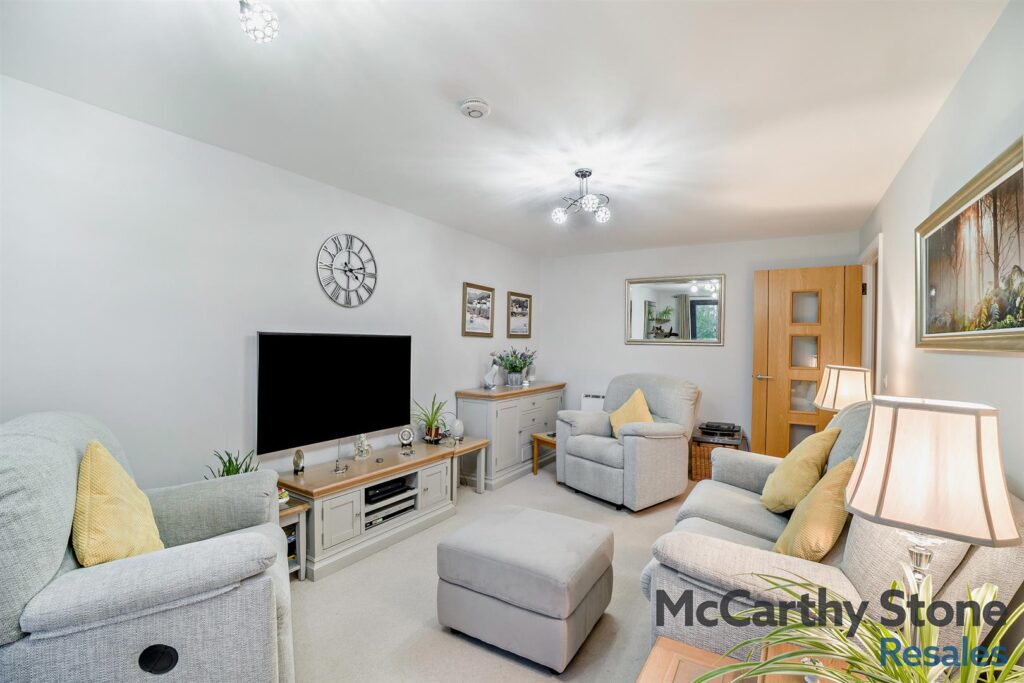 Hamilton House, Charlton Boulevard, Patchway, BS34 5QY