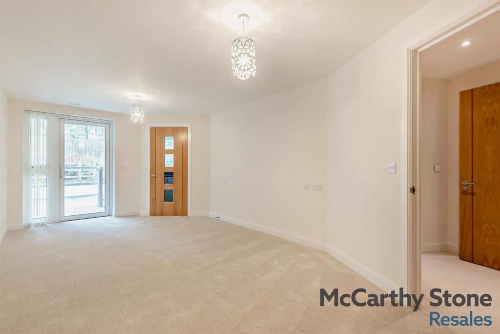 Wayfarer Place, The Dean, Alresford