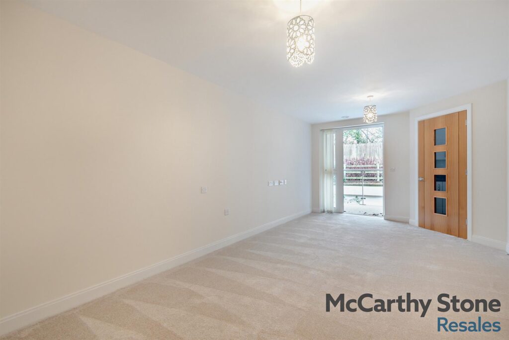 Wayfarer Place, The Dean, Alresford