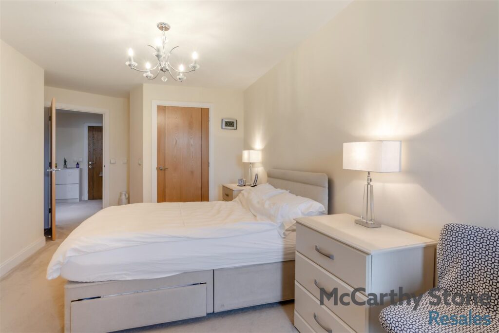 Lonsdale Park, Barleythorpe Road, Oakham, LE15 6QJ