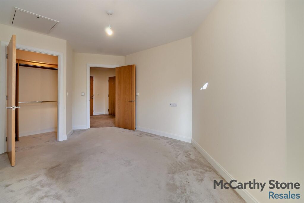 Roslyn Court, Lisle Lane, Ely, Cambridgeshire, CB7 4FA