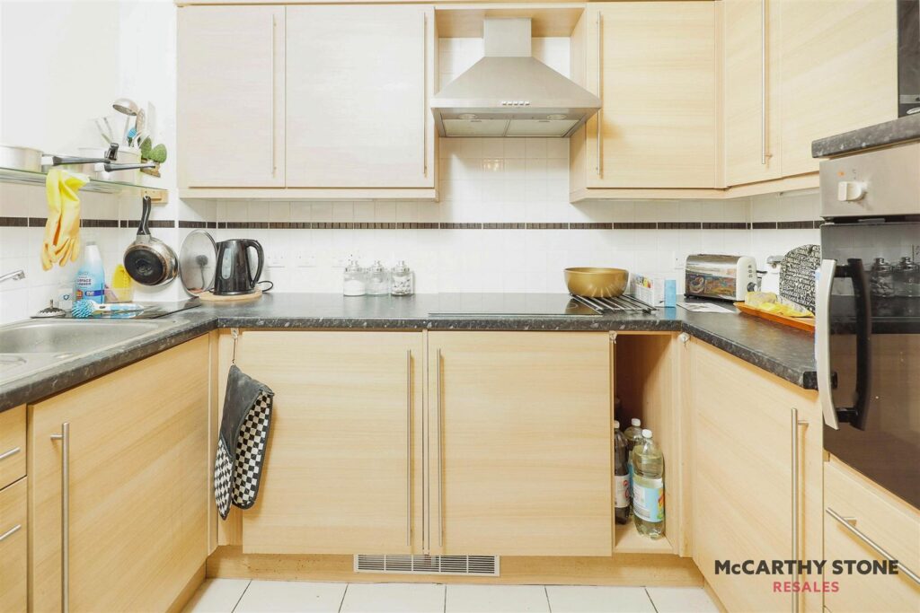 St Clements Court, South Street, Atherstone, Warwickshire, CV9 1GD
