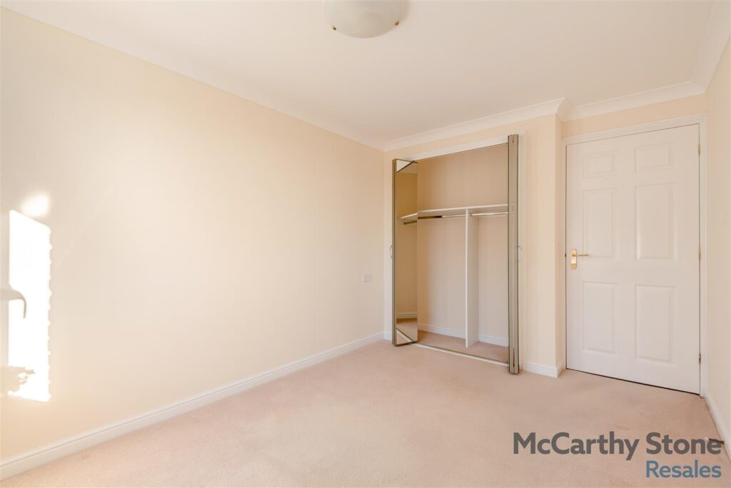 Caen Stone Court, Queen Street, Arundel, BN18 9FE