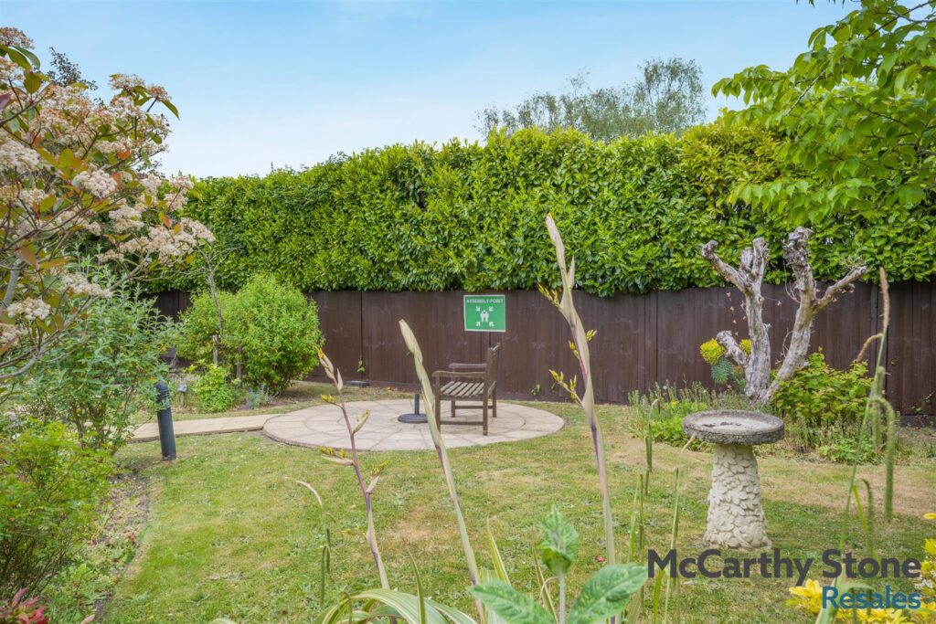 Farringford Court, Avenue Road, Lymington, Hampshire, SO41 9PA