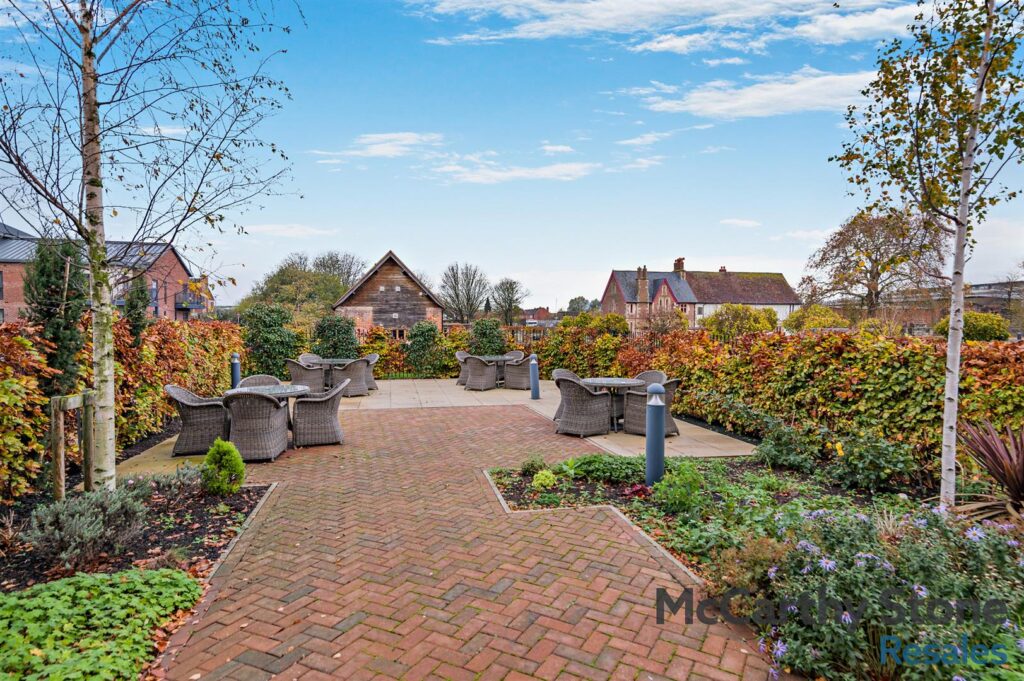 Llanthony Place, St Ann Road, Gloucester, GL2 5GQ