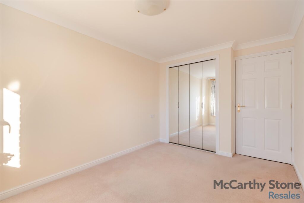 Caen Stone Court, Queen Street, Arundel, BN18 9FE