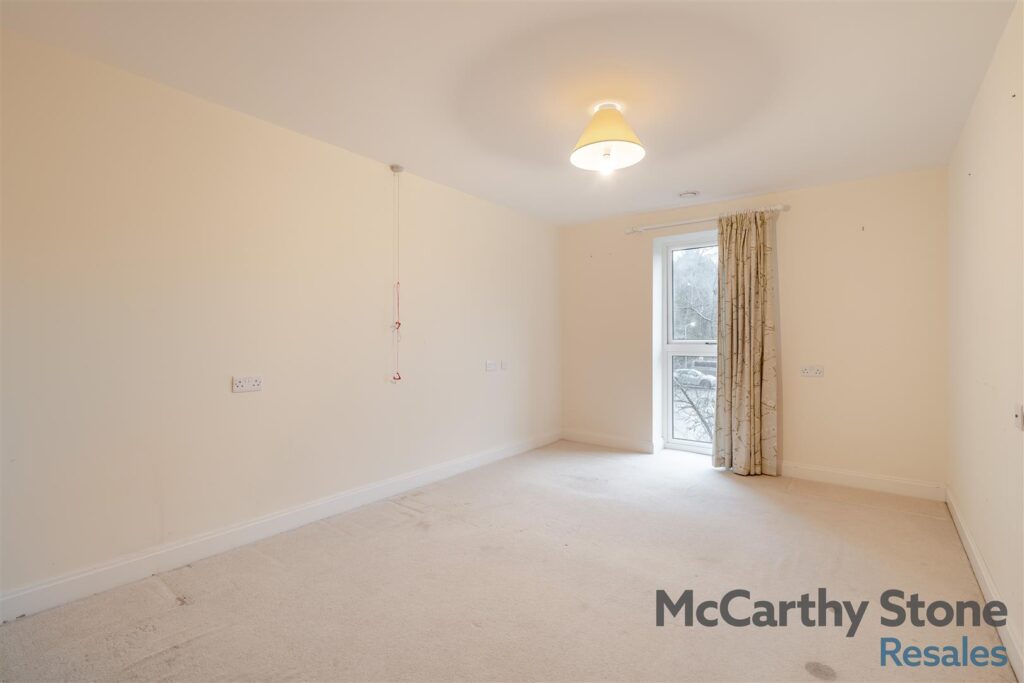Thorneycroft, Wood Road, Tettenhall, Wolverhampton, West Midlands, WV6 8PR