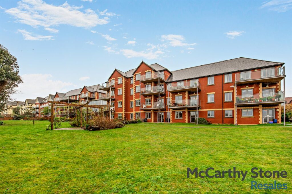 Roswell Court, Douglas Avenue, Exmouth