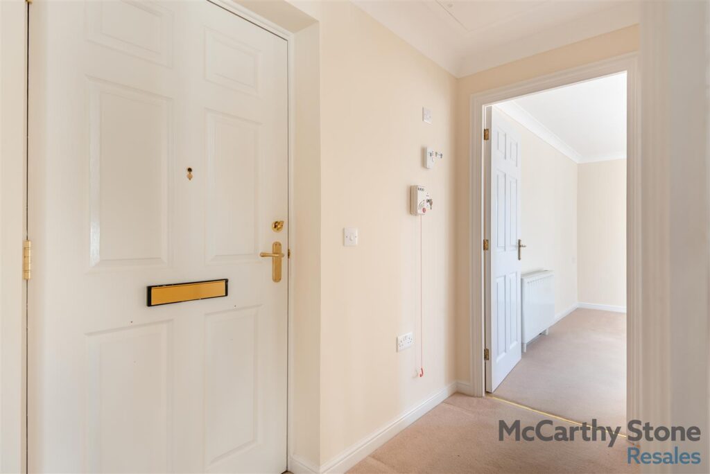 Caen Stone Court, Queen Street, Arundel, BN18 9FE