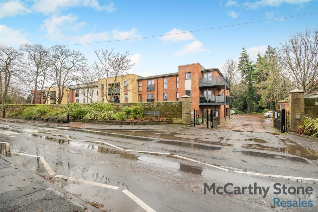 Thorneycroft, Wood Road, Tettenhall, Wolverhampton, West Midlands, WV6 8PR