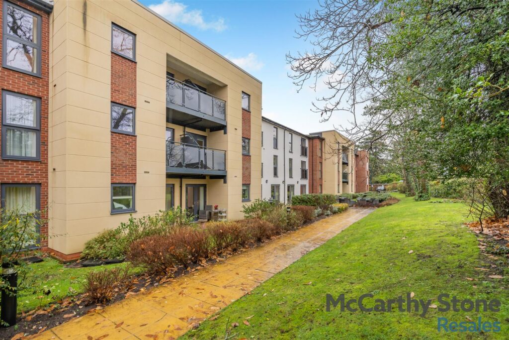 Thorneycroft, Wood Road, Tettenhall, Wolverhampton, West Midlands, WV6 8PR