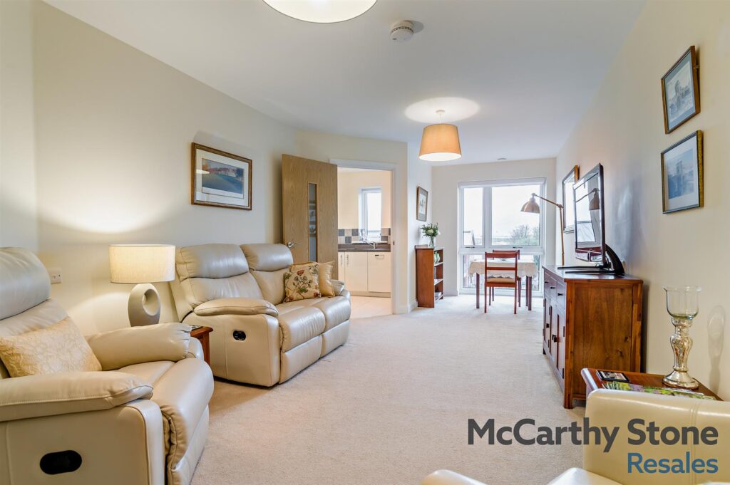 Llanthony Place, St Ann Road, Gloucester, GL2 5GQ