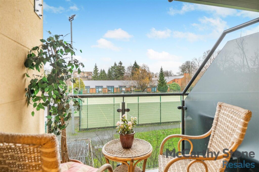 Thorneycroft, Wood Road, Tettenhall, Wolverhampton, West Midlands, WV6 8PR