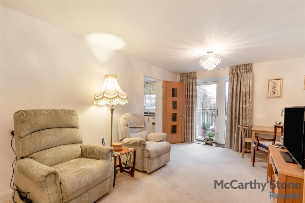 Elizabeth House, St. Giles Mews, Stony Stratford, Milton Keynes, MK11 1HT