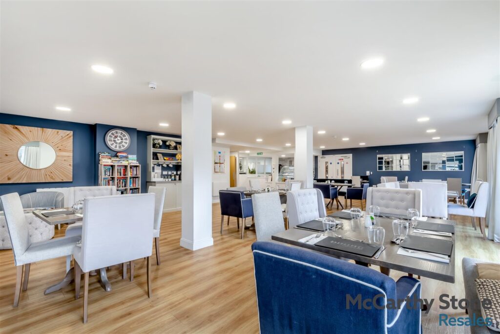 Oakhill Place, High View, Bedford, Bedfordshire, MK41 8FB