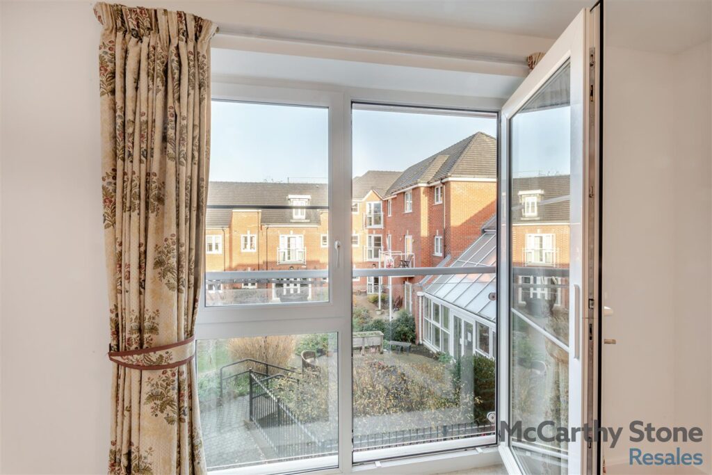 Park House, Old Park Road, Hitchin, Hertfordshire, SG5 2JR