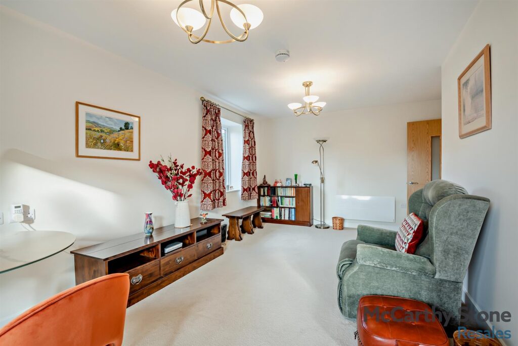 The Moors, Thatcham