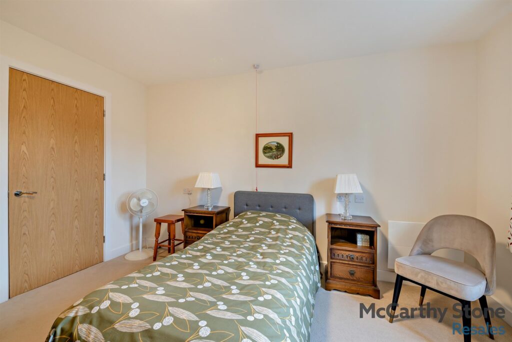 The Moors, Thatcham